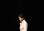 Cựu nữ tổng thống Hàn Quốc lên tiếng xin lỗi
