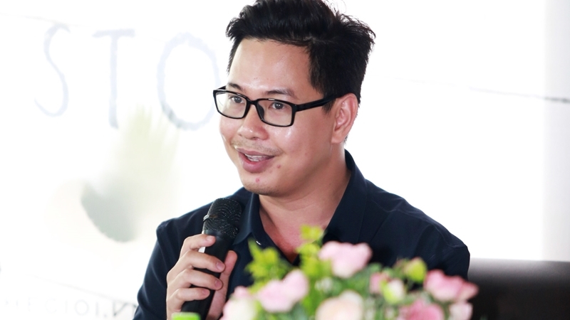 'Đừng mải chiến đấu mà bỏ rơi con mình'