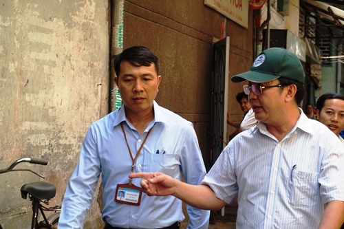 Chủ tịch quận 1 lý giải chuyện chưa “xử lý” vỉa hè phố Tây