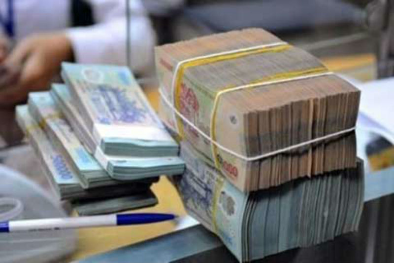 Bắt nhân viên ngân hàng lừa đảo 1 tỷ đồng