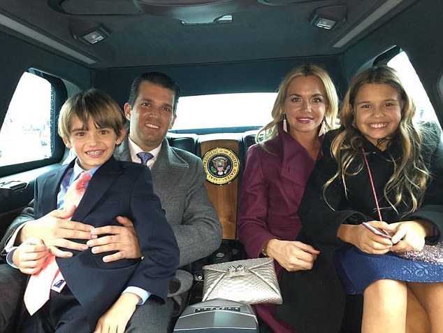Đặc vụ Mỹ chụp trộm cháu đích tôn của ông Trump