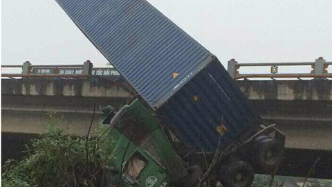 tai nạn cầu thanh trì