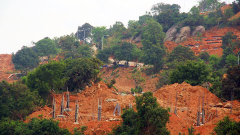 Hình ảnh 40 móng biệt thự không phép trên bán đảo Sơn Trà