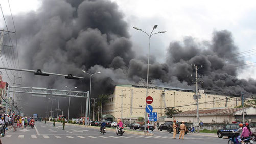 Cháy công ty may ở Cần Thơ