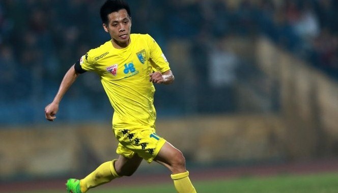 Hà Nội FC soán ngôi Thanh Hóa, Than Quảng Ninh bị cưa điểm