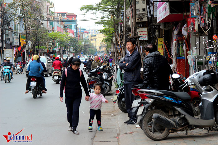 Dẹp vỉa hè: Cái tình lấn át cái lý thì khó