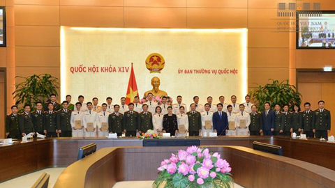 Chủ tịch QH gặp mặt đoàn viên, thanh niên công an tiêu biểu