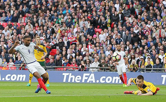 Defoe và Vardy 