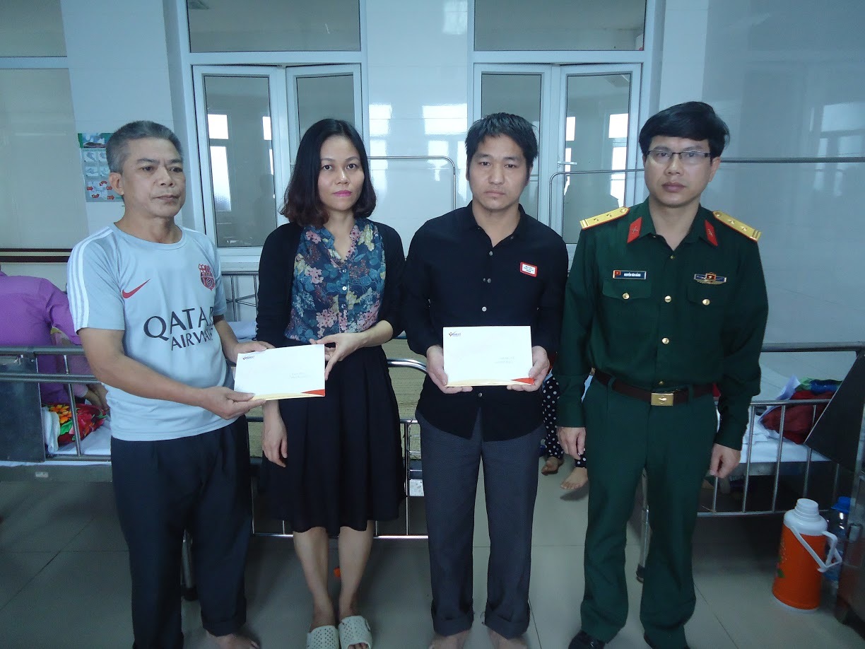 Tấm lòng bạn đọc VietNamNet đến với Viện bỏng Quốc gia