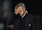 Mourinho "chết điếng" khi mất 7 trụ cột