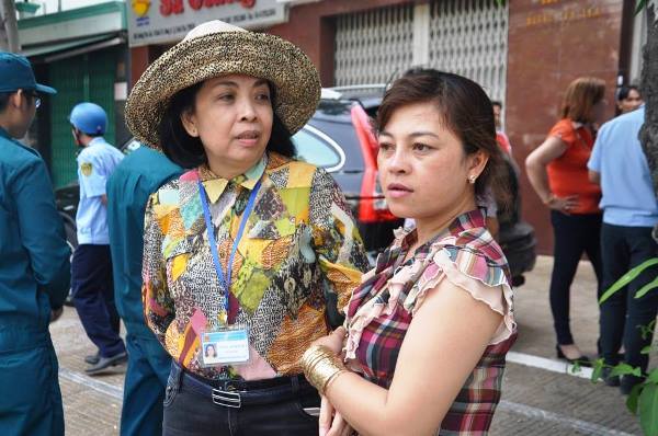 Nữ chủ tịch phường đóng phạt giúp người hàng rong chiếm vỉa hè