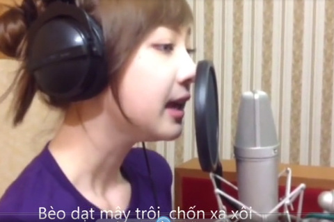 Hot girl Thái Lan cover 'Bèo dạt mây trôi' giờ ra sao?