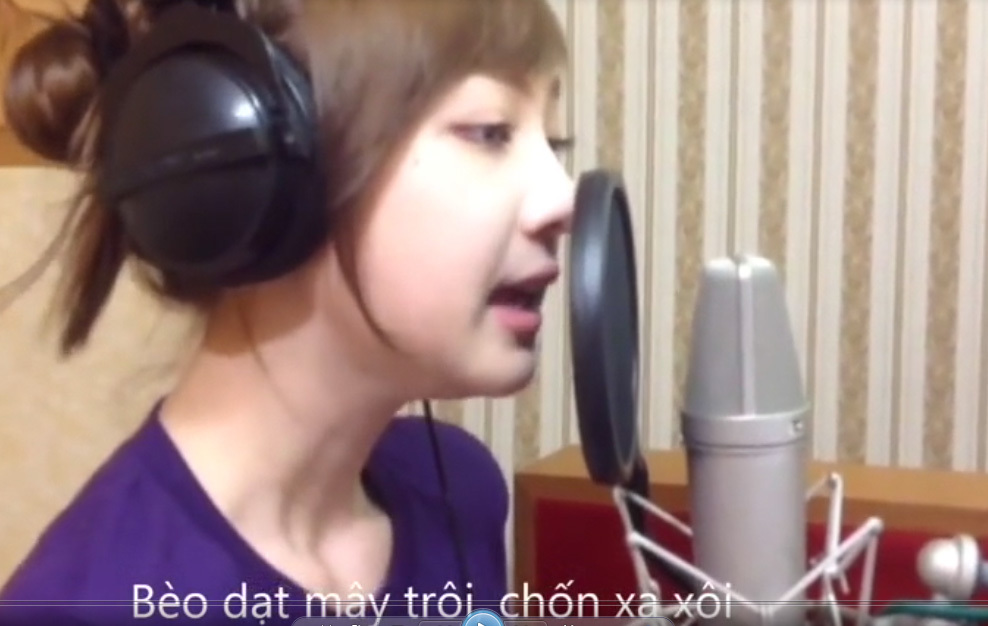 Hot girl Thái Lan cover 'Bèo dạt mây trôi' giờ ra sao?