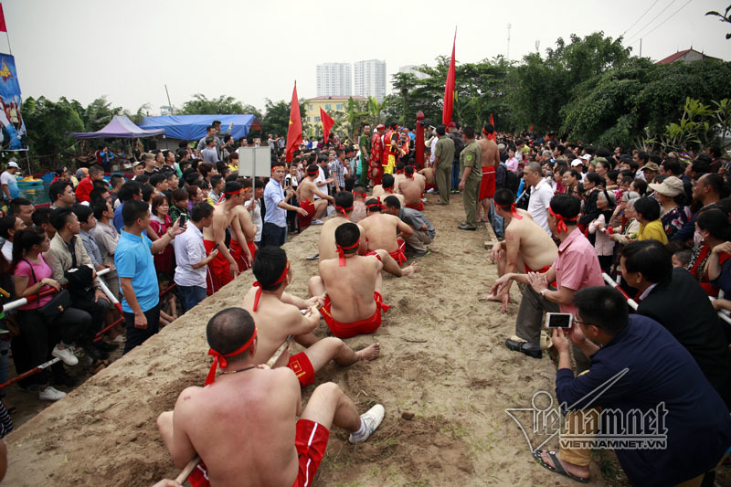 Độc đáo hội thi kéo co ngồi ở Hà thành