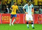 Neymar: Sang MU để thoát vòng kim cô Messi