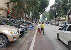 Hà Nội sẽ cấm đỗ xe trên vỉa hè có diện tích hẹp