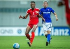 Than Quảng Ninh thua đau ở AFC Cup sau màn rượt đuổi siêu kịch tính