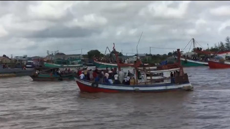 Cứu hộ chìm tàu ở Bạc Liêu