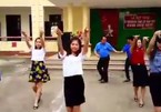 Thầy cô nhảy đẹp mắt như vũ công trên nền nhạc Cha Cha Cha