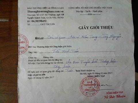 Phóng viên quay clip sai phạm rồi bắt chung chi 300 triệu