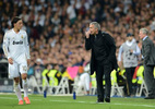 Mourinho chiếm đoạt Ozil, Zidane dụ Kante về Real