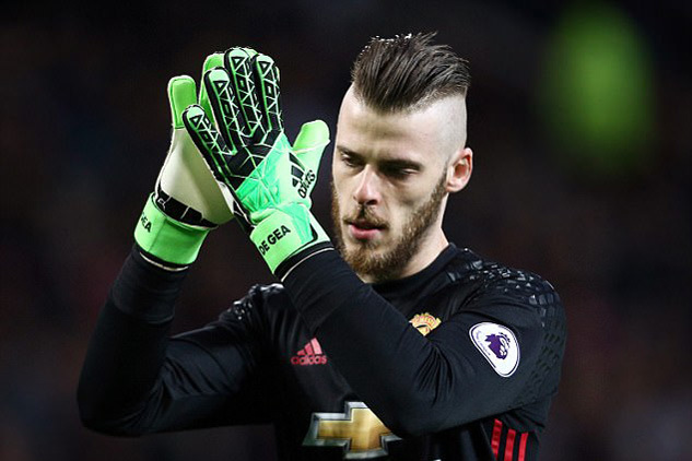 Mourinho nói gì về chấn thương bí hiểm của De Gea?