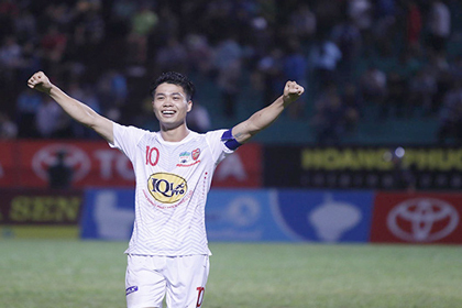 HAGL thua Thanh Hóa, Công Phượng quên mất mình là đội trưởng?