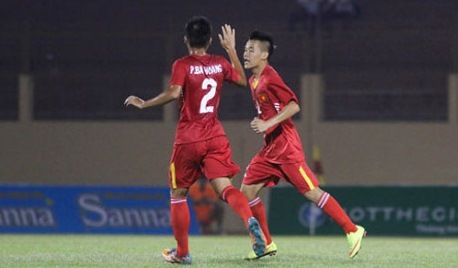 Video bàn thắng U19 Việt Nam 2-0 U19 Đài Loan