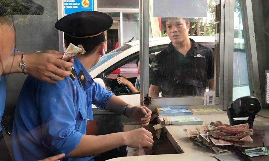 BOT và câu chuyện thu phí nan giải