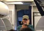 Nữ phi công nói nhảm trên hệ thống liên lạc của United Airlines