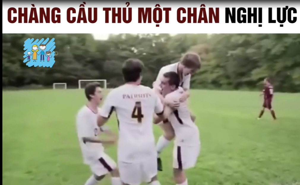 Chàng cầu thủ cụt chân truyền cảm hứng cho hàng triệu người