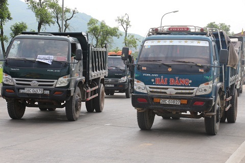 Hà Tĩnh: Dân phản đối trạm BOT 'không đi vẫn è cổ đóng phí'
