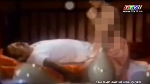 Khán giả nóng mặt vì đài truyền hình chiếu phim có cảnh phản cảm