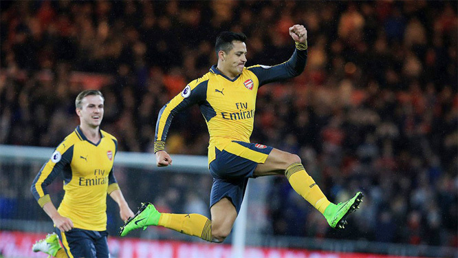 Ozil và Sanchez tỏa sáng, Arsenal nhọc nhằn vượt ải Boro