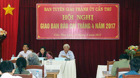Ban Tuyên giáo Cần Thơ giải thích việc thừa 1 Phó