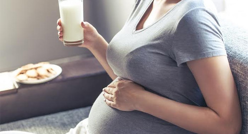 Dinh dưỡng cân bằng cho mẹ để bé phát triển tối ưu