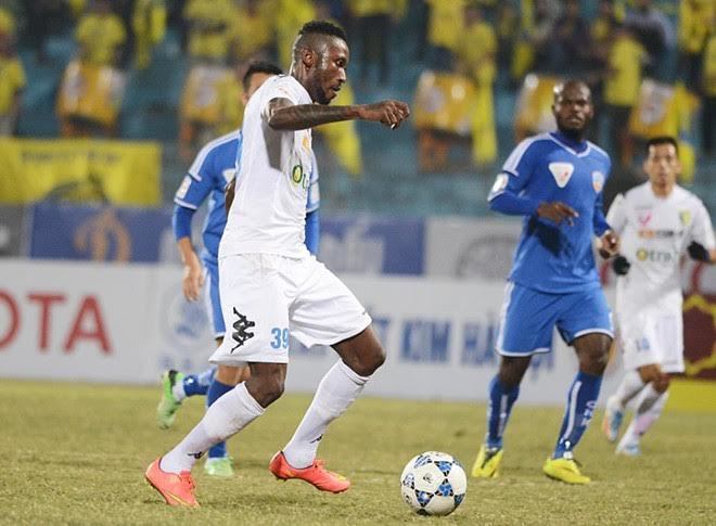 Samson bị kỳ thị, Hà Nội FC nhờ VFF hành động