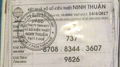 Người đàn ông lạ và chiêu khiến người bán vé số 'ăn trái đắng'