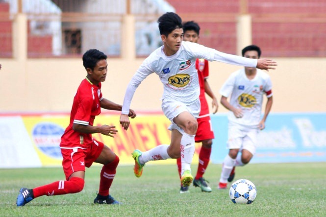 U19 HAGL: Bầu Đức 