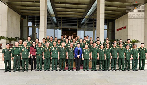 Chủ tịch Quốc hội gặp mặt cựu chiến binh Thành cổ Quảng Trị
