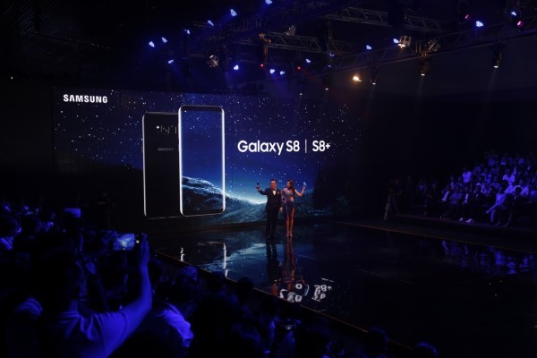 Samsung giới thiệu bộ đôi Galaxy S8/S8+ tại Việt Nam