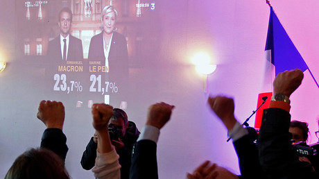 Bầu cử tổng thống Pháp: Ứng viên cực hữu vào vòng 2, biểu tình bùng phát