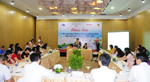 Trao giải ‘An toàn giao thông cho nụ cười trẻ thơ’