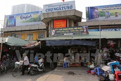 Hà Nội: Chợ Ngã Tư Sở ế ẩm, tiểu thương "sống dở chết dở"