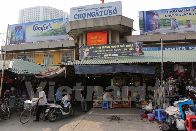 Hà Nội: Chợ Ngã Tư Sở ế ẩm, tiểu thương 