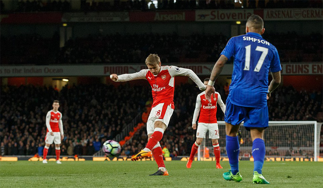 Video bàn thắng Arsenal 1-0 Leicester