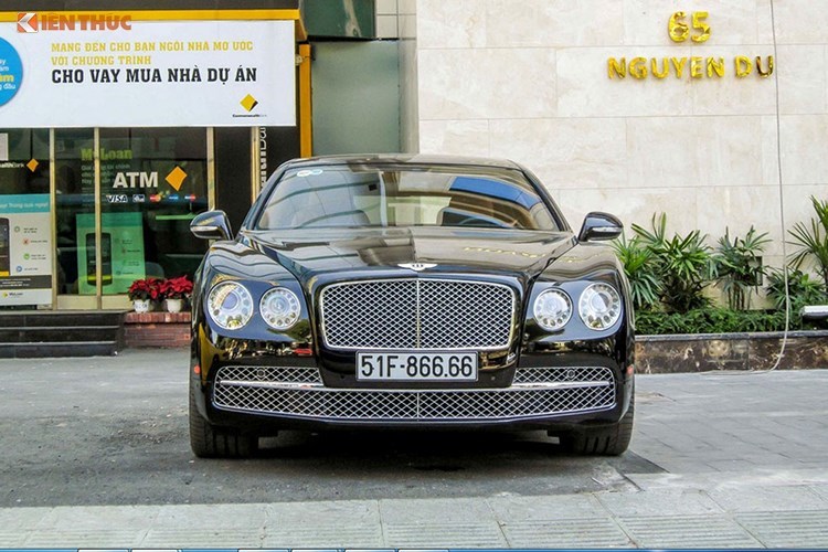 Cận cảnh Bentley tiền tỷ, biển tứ quý của “cậu ấm” Novaland