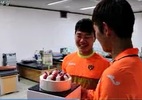 Xuân Trường nhận quà sinh nhật bất ngờ ở Gangwon