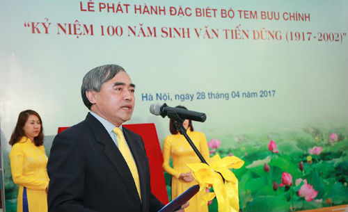 Phát hành bộ tem kỷ niệm 100 năm sinh Đại tướng Văn Tiến Dũng
