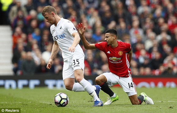 Video bàn thắng MU 1-1 Swansea